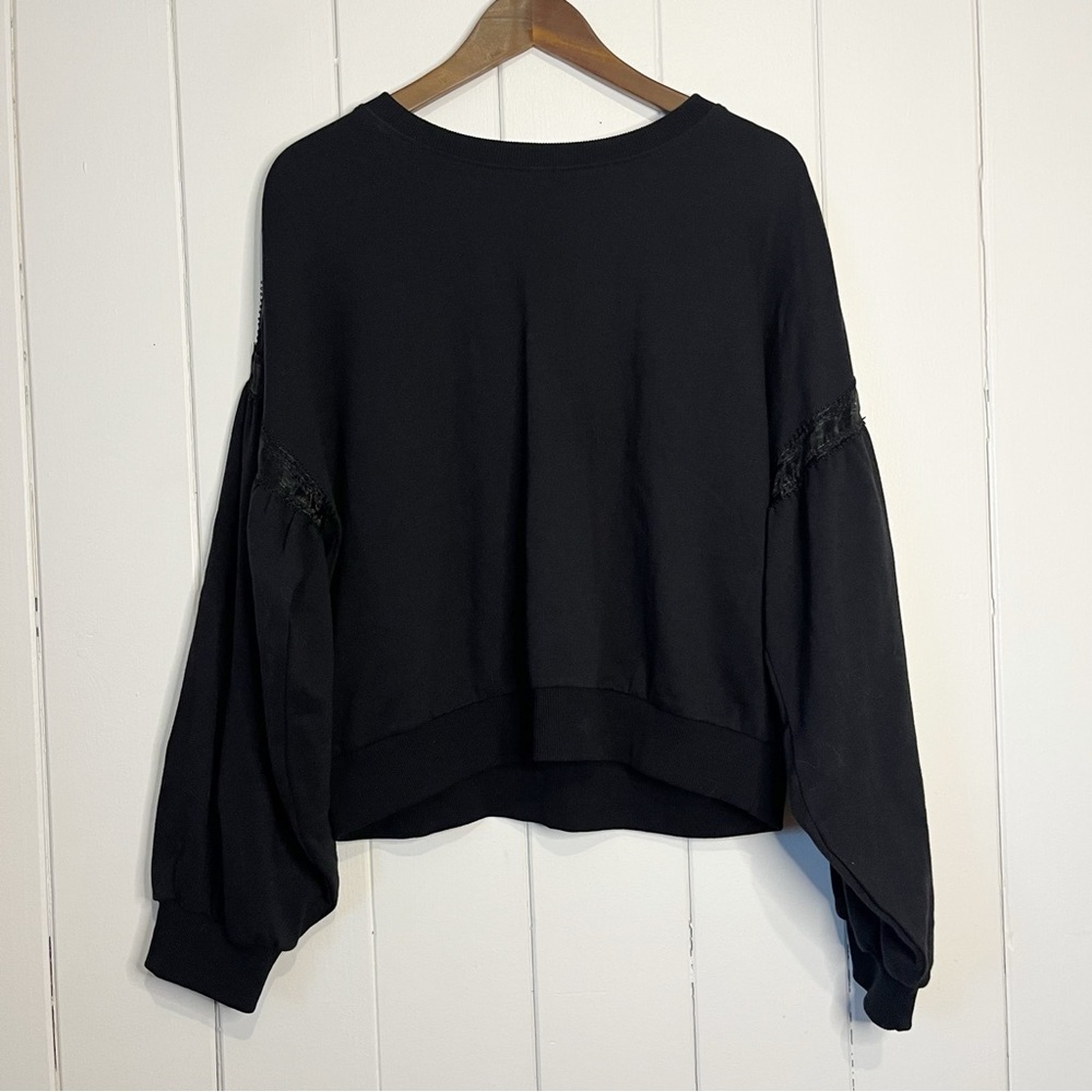 Molly Bracken Black Cropped Drop Shoulder Sweater. Size L/XL.